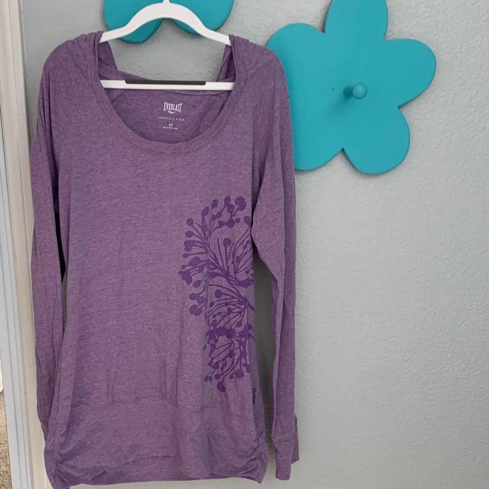 Women’s long sleeve